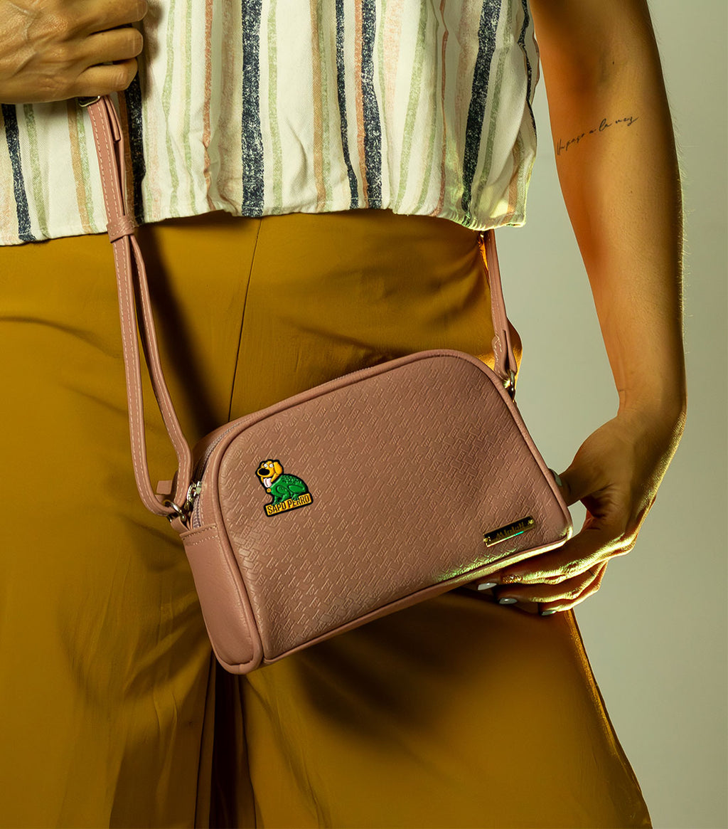 Pin Metálico Sapo - Perro