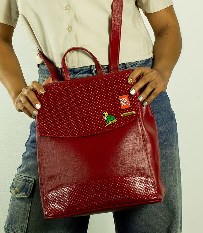 Pin Metálico ¡Qué Gonorrea!